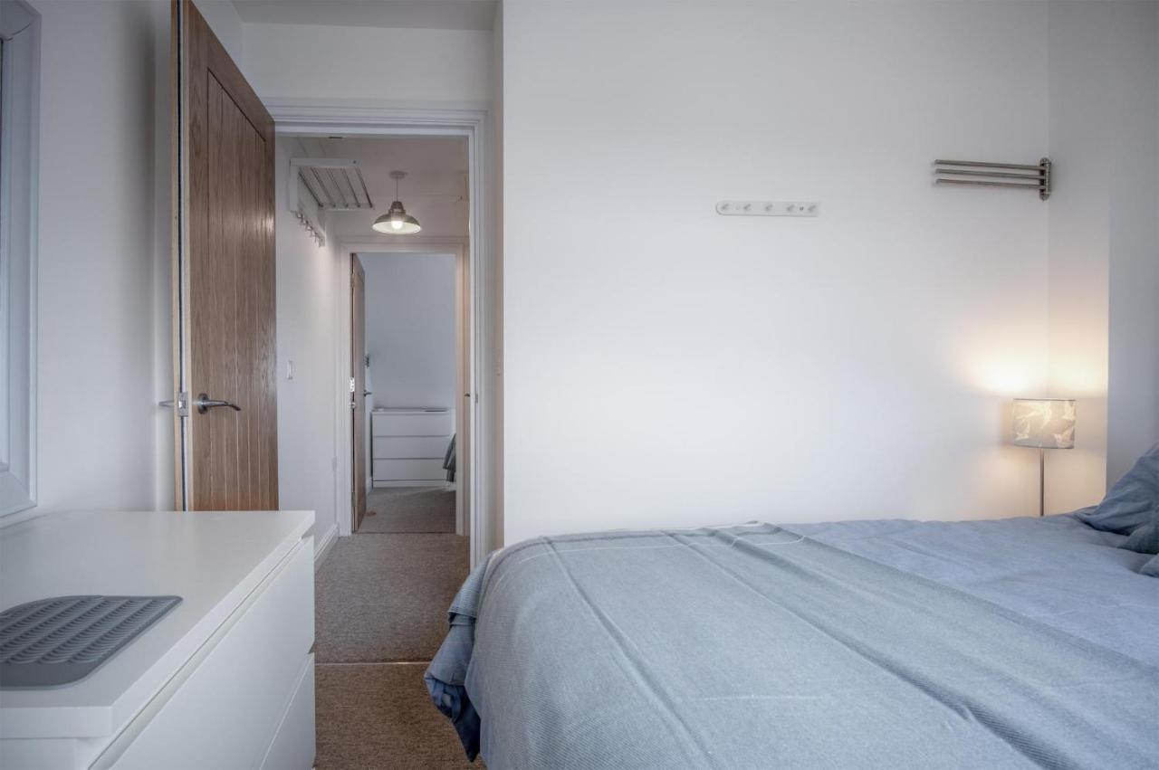 Ramsey Apartment - 2 Bedroom Apartment - Tenby Luaran gambar